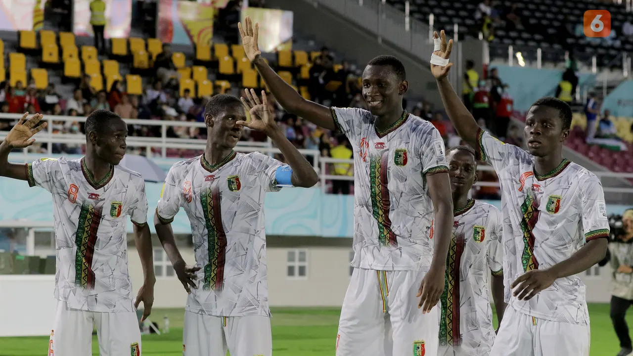 Timnas Mali U-17 vs Timnas Uzbekistan U-17: Grup B Piala Dunia U-17 2023
