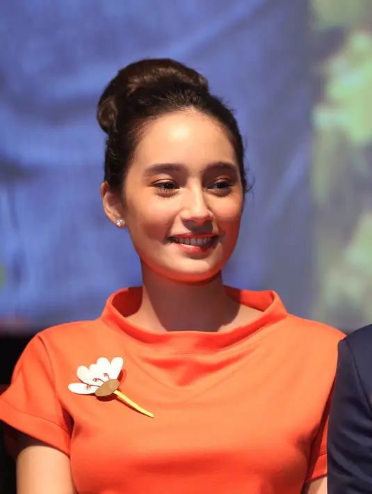 Sejak saat itu kekasih Herjunot Ali ini memilih untuk berhenti melakukan diet dan ingin menikmati hidupnya saja. Kini ia selalu memprioritaskan kesehatannya dengan makan yang benar, istirahat cukup serta olahraga. (Nurwahyunan/Bintang.com)