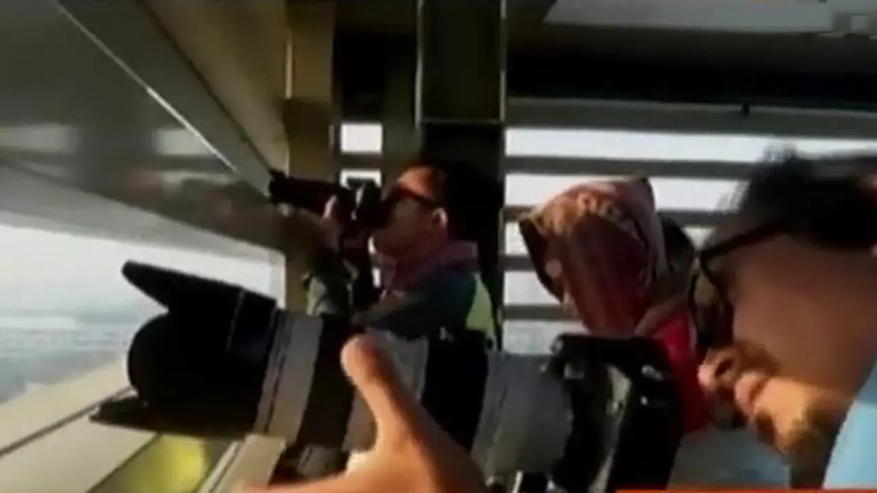 Segmen 3: Mengabadikan Momen Gerhana hingga Konser Slank di Palu