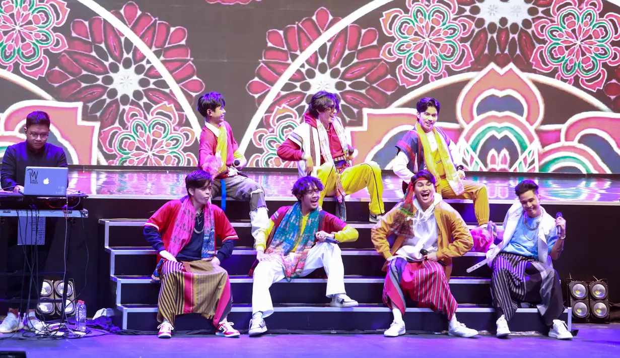 Konser UN1VERSARY: The Show UN1TY [Foto/Bambang E. Ros]