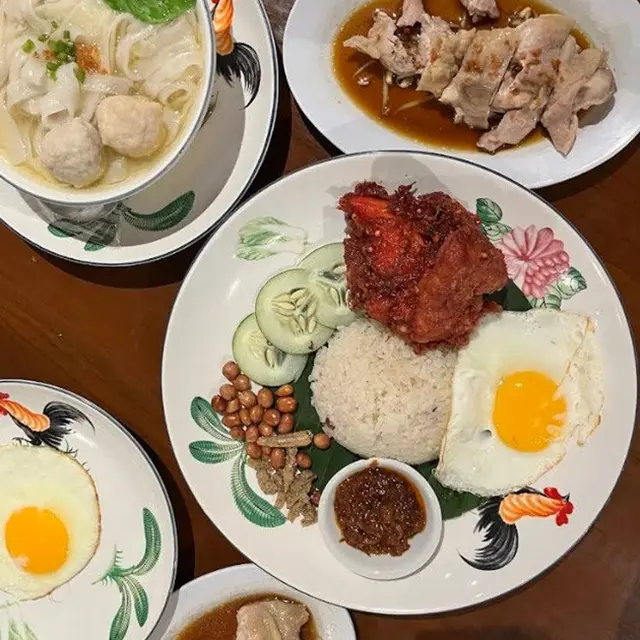Rekomendasi Tempat Makan Nasi Hainan di Jogja