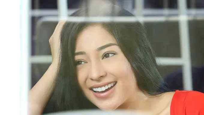 [Bintang] B3 Eksklusif Nikita Willy
