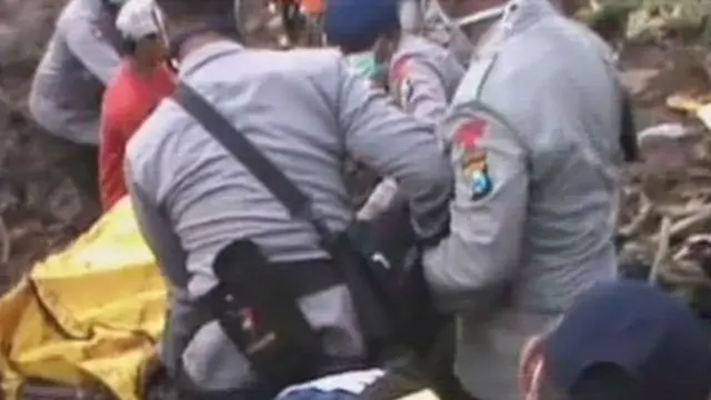 [VIDEO] 2 Korban Longsor Jombang Ditemukan Tewas Terjepit Dinding