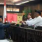 DPR Klungkung mengesahkan peraturan daerah (perda) Pemukiman Kumuh dan Pemberantasan Narkotika pada Rapat Paripurna II, Selasa (8/8/2023). (Liputan6.com/ist)