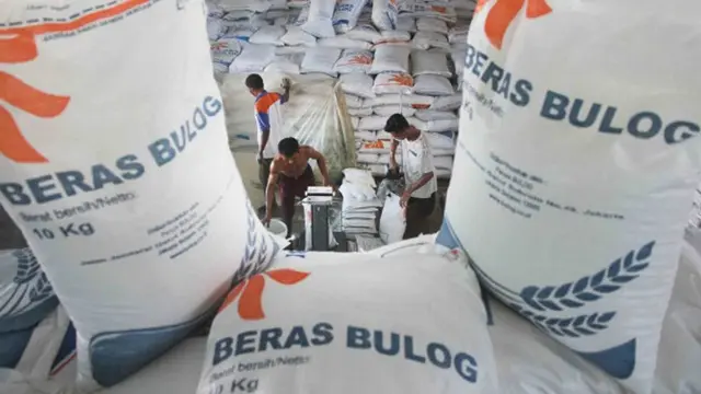 Ilustrasi penyaluran bantuan beras di Banyuwangi (Istimewa)
