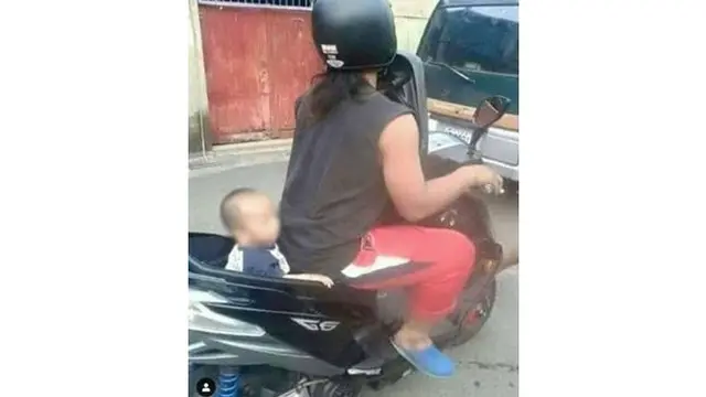 6 Tingkah Nyeleneh Orang Bonceng di Motor Ini Bikin Senyum