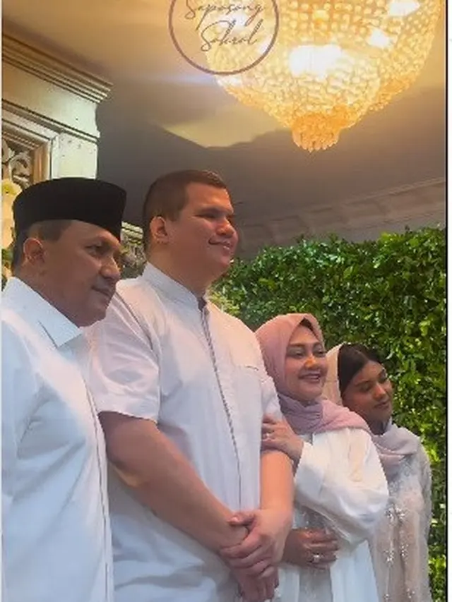 8 Potret Kedekatan Bella Saphira dengan Putra Sambungnya, Momen Pengajian saat Mantu Bikin Haru