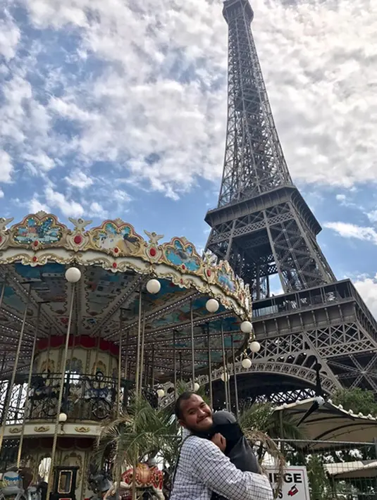 Omongan sang istri yang telah memberikan seorang anak itu sontak membuat Caesar sakit hati. Hal itulah yang akhirnya membuat Caisar menjatuhkan talak satu pada istrinya. (Instagram/caisar_yang_belomsempurna)