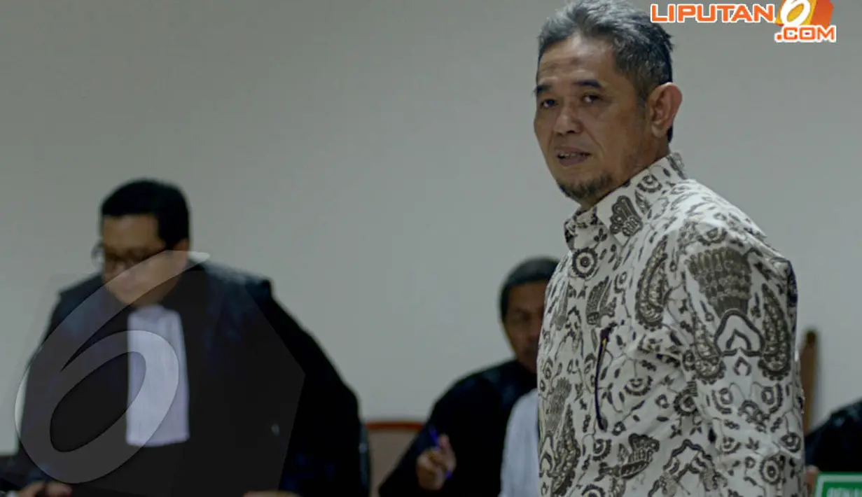 Selasa (8/4/14), mantan Direktur Operasi PT Adhi Karya, Teuku Bagus Muhammad Noor jalani sidang perdana kasus korupsi Hambalang di Pengadilan Tipikor, Jakarta (Liputan6.com/Johan Tallo)
