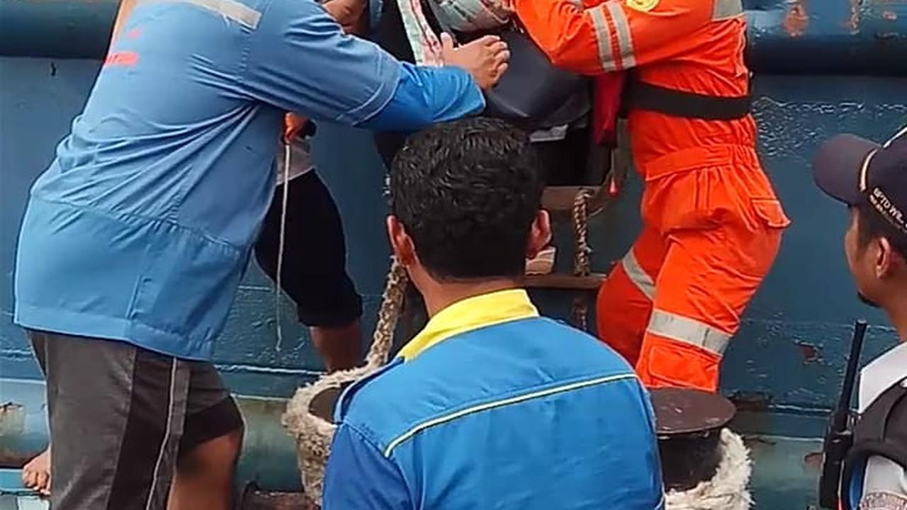 Basarnas Masih Evakuasi Penumpang Kapal Kandas di Bakauheni