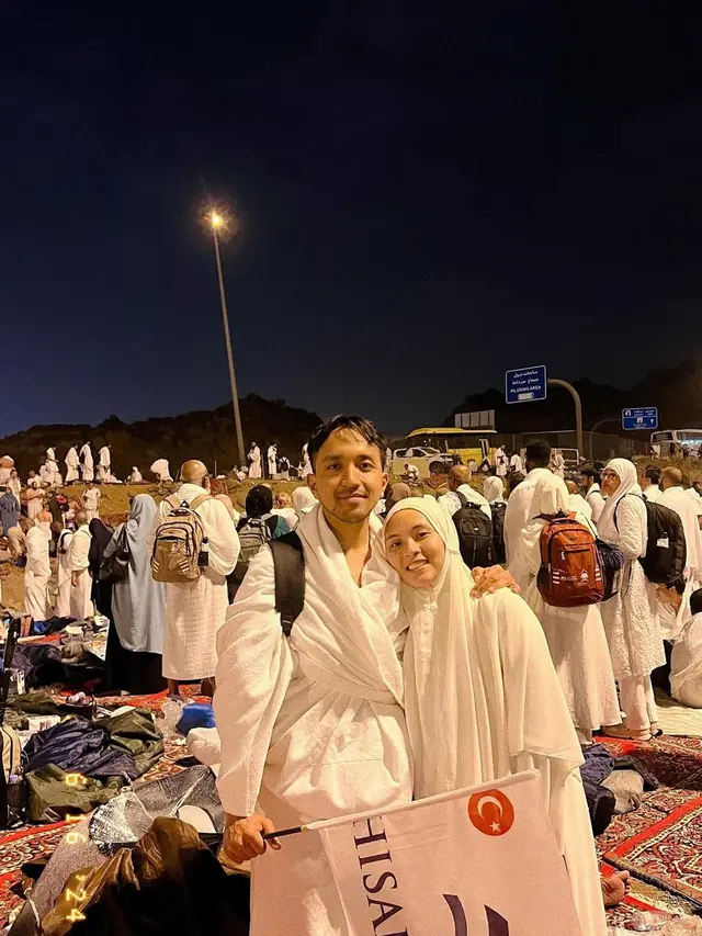 Bianca Kartika Ungkap Fakta Menarik Berangkat Haji dari Korea. Di Sana Tidak Ada Istilah Haji Reguler, ONH Plus, dan Haji Furoda. (sumber: Instagram/biancakartika)