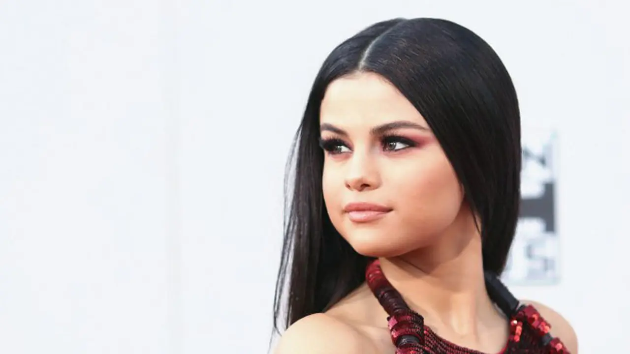 [Bintang] Selena Gomez