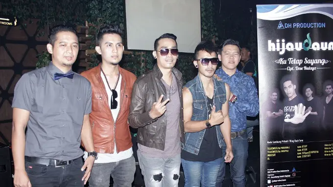 [Bintang] Hijau Daun