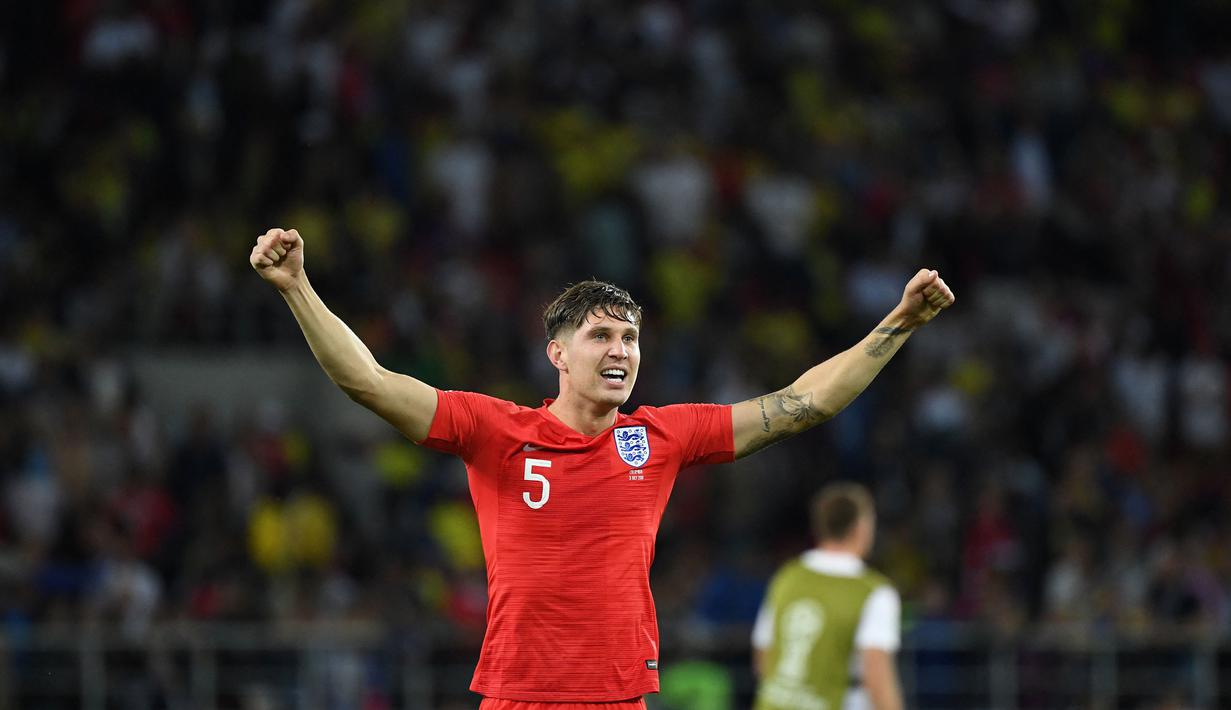 John Stones - Tembok kokoh pertahanan The Citizen ini terpilih mengisi sektor pertahanan The Three Lions. Stones merupakan salah satu aktor penting Manchester City dalam menyabet gelar Liga Inggris musim ini, bahkan ia juga menyumbangkan lima gol di 35 penampilannya. (Foto: AFP/Yuri Cortez)
