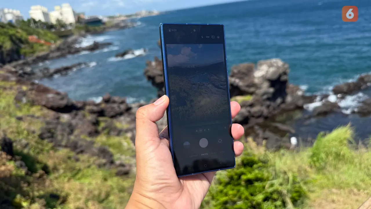 Samsung Galaxy Z Fold7. Liputan6.com/Iskandar