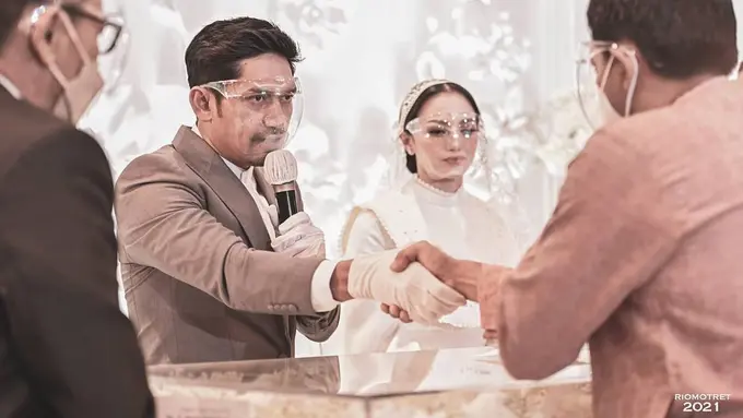 [Fimela] Pernikahan Ibnu Jamil dan Ririn Ekawati