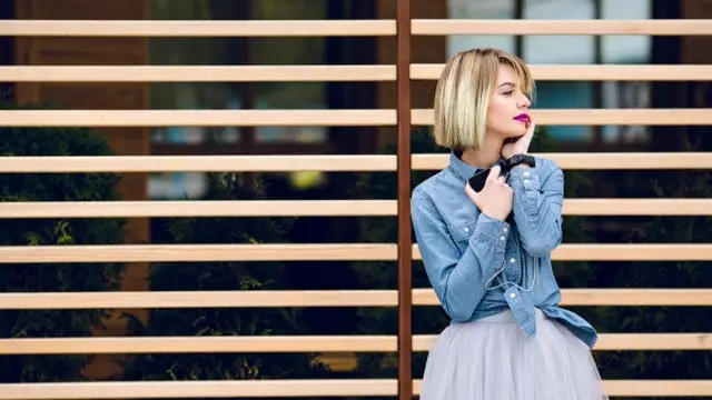 Ilustrasi Model Rambut Long Bob (credit: lookstudio/freepik)