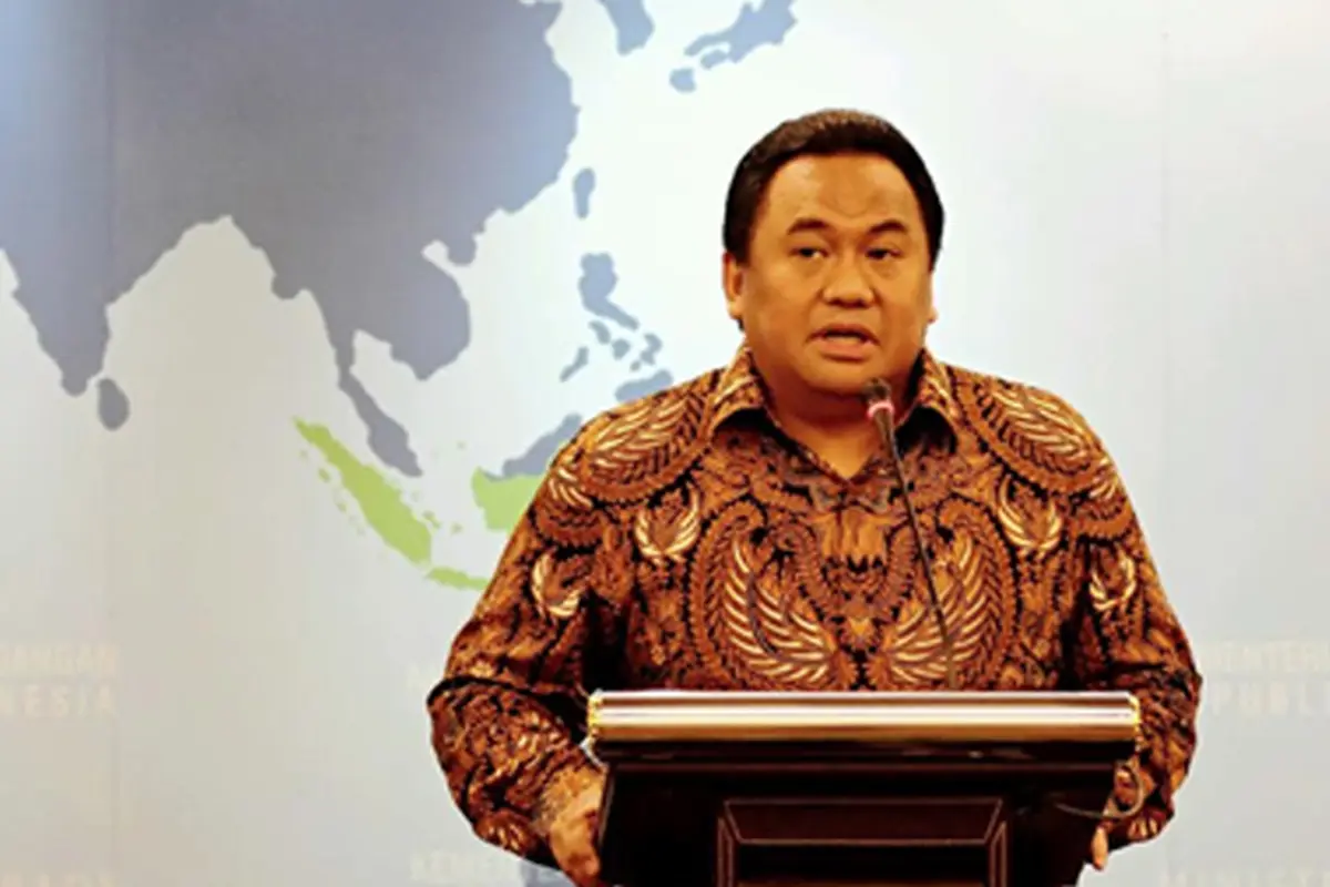 Rachmat Gobel.