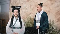 Vicky dan Kalina usung prewedding bertema Galdiator dan Pai Su Cen.(Sumber: YouTube/ RIOMOTRET)