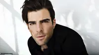 Bintang Star Trek, Zachary Quinto Putuskan Kekasih Prianya