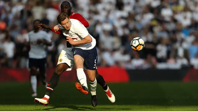 Manchester United, Tottenham Hostpurs, Piala FA
