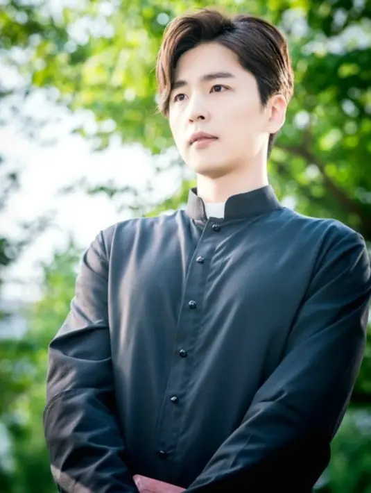 Drama Shin Dong Woo dan Yuri Girls' Generation dilaporkan akan tayang pada September mendatang. (Dramabeans)