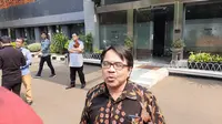 Dosen Ilmu Komunikasi Universitas Indonesia (UI) Ade Armando (Liputan6.com/Yopi Makdori)