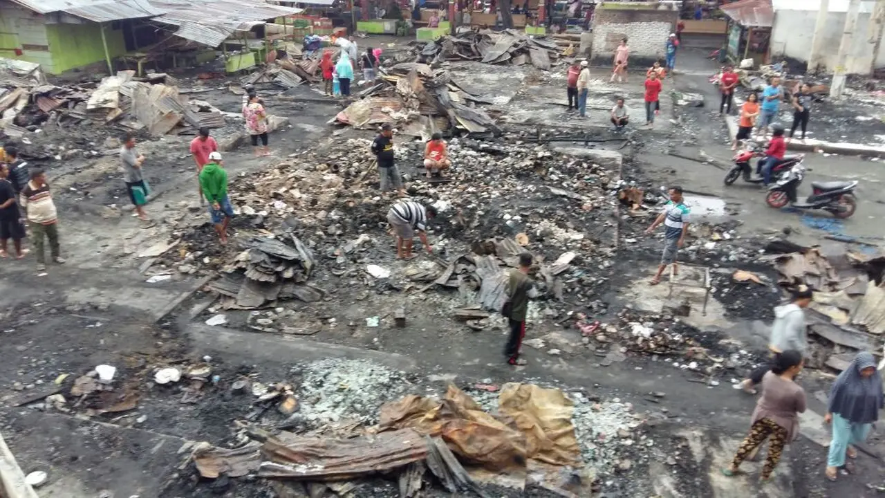 Derita Korban Kebakaran Shopping Center Limboto, Dagangan Ludes Jadi Korban Maling Pula