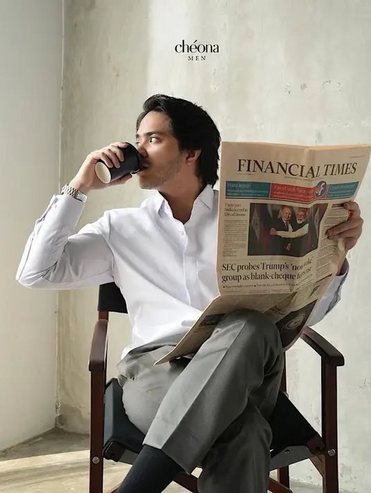 Ia juga belum tertarik ke dunia hiburan seperti karier adiknya, Oza Rangkuti. [Instagram @ovirangkuti]