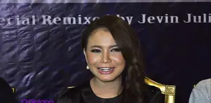 Rossa akan berkolaborasi dengan  Ebiet G. Ade dan Jevin Julian dalam Konser 3 Generasi pada malam pergantian tahun di Yogyakarta. Berkolaborasi dengan Ebiet, membuat Rossa mempersiapkan mentalnya agar tidak minder saat satu panggung dengan sang legen...