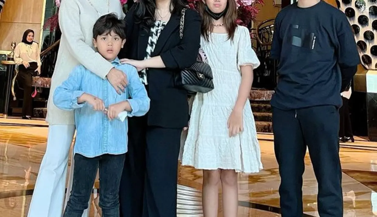 <p>Melalui akun Instagram pribadinya, Mulan Jameela kerap membagikan potret liburannya. [Foto: Instagram Mulan Jameela]</p>