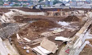 Progres pembuatan embung Panganten Ali di Ciracas (Dok: Antara)