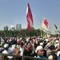 Majelis Rasulullah SAW memperingati hari kelahiran Nabi Muhammad di Monas. (Merdeka.com/Tri Yuniwati Lestari)