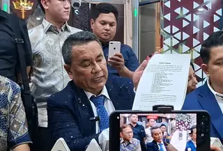 Pengacara Eks Jampidsus Febrie, Hotman Paris