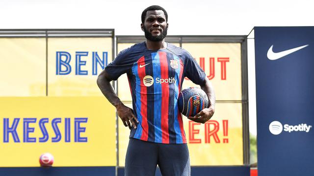 Foto: Momen Franck Kessie Saat Diperkenalkan Jadi Rekrutan Anyar Barcelona, Disambut Joan Laporta dengan Suka Cita