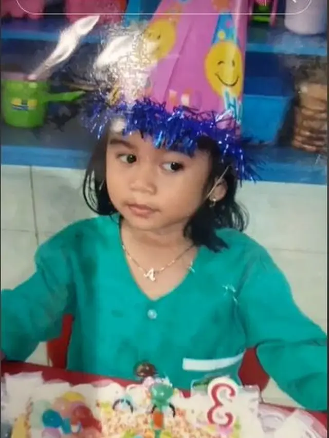 6 Foto Masa Kecil Pratama Arhan dan Azizah Salsha, Sama-Sama Tengil