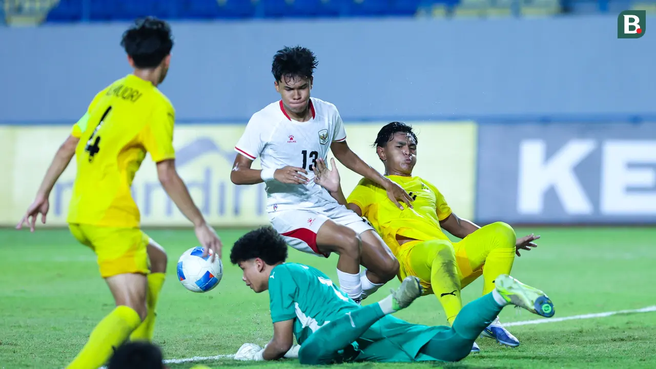 Foto: Disiplin dan Tak Kenal Kompromi, Timnas Indonesia U-17 Kesulitan Tembus Benteng Pertahanan Malaysia