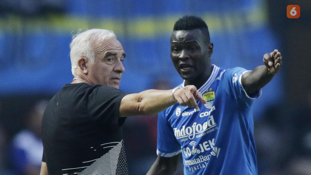Liga 1 Indonesia 2018 : Persib Bandung Vs Persija Jakarta