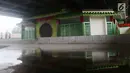 Kondisi musala Babah Alun yang masih dalam tahap pembangunan di Jalan Gang 12, Papanggo, Jakarta Utara, Rabu (25/4). Musala ini diharapkan dapat dimanfaatkan warga sekitar dan menjadi tempat ekowisata religi. (Merdeka.com/Imam Buhori)