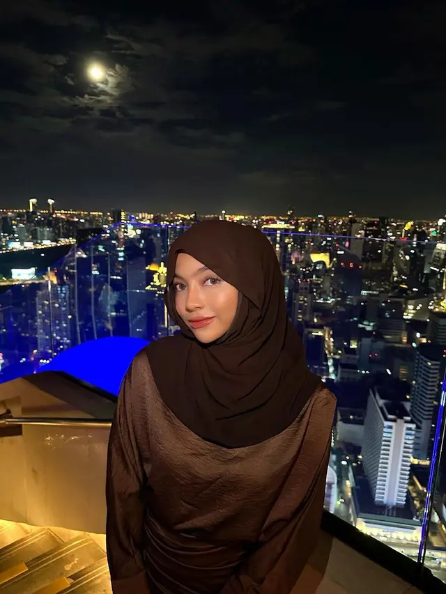 Selebgram Oklin Fia