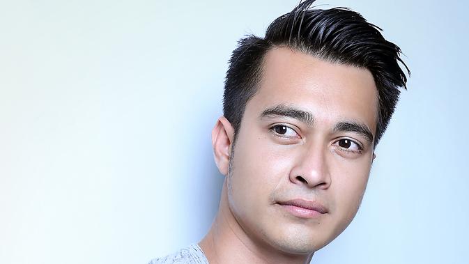 Selain, keluarga fans yang membangkitkan Eza Gionino adalah Echa, yang menjadi kekasih yang dikenalnya saat menjalani rehab. (Fotographer: Nurwahyunan, Digital Imaging: Muhammad Iqbal Nurfajri/Bintang.com)