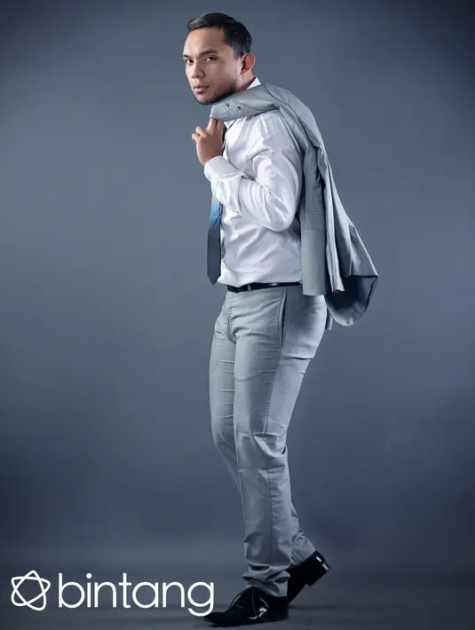 "Alhamdulillah ada lover yang mempertahankan aku dari bullying. Sekarang aku lagi belajar bersikap ikhlas menghadapi segalanya," lanjut Fakhrul Razi. (Febio Hernanto/Bintang.com)