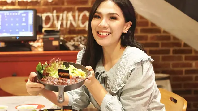 7 Potret Chef Devina Hermawan, Jadi Sorotan Usai Beli Pisau Rp 42 Juta