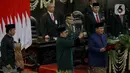 Pelantikan Presiden dan Wakil Presiden Terpilih 2024-2029. Prabowo Subianto saat membaca sumpah dan janji jabatan sebagai Presiden Republik Indonesia periode 2024-2029, pada Minggu 20 Oktober 2024 di Kompleks Parlemen, Jakarta. (Liputan6.com/Herman Zakharia)