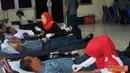 Citizen6, Jakarta: Diskes kolinlamil bekerjasama dengan PMI mengadakan kegiatan donor darah, diikuti oleh segenap Prajurit Kolinlamil di Gedung Laut Natuna, Mako Kolinlamil, Tanjung priok, Jakarta Utara, Selasa (30/10). (Pengirim: Dispenkolinlamil).