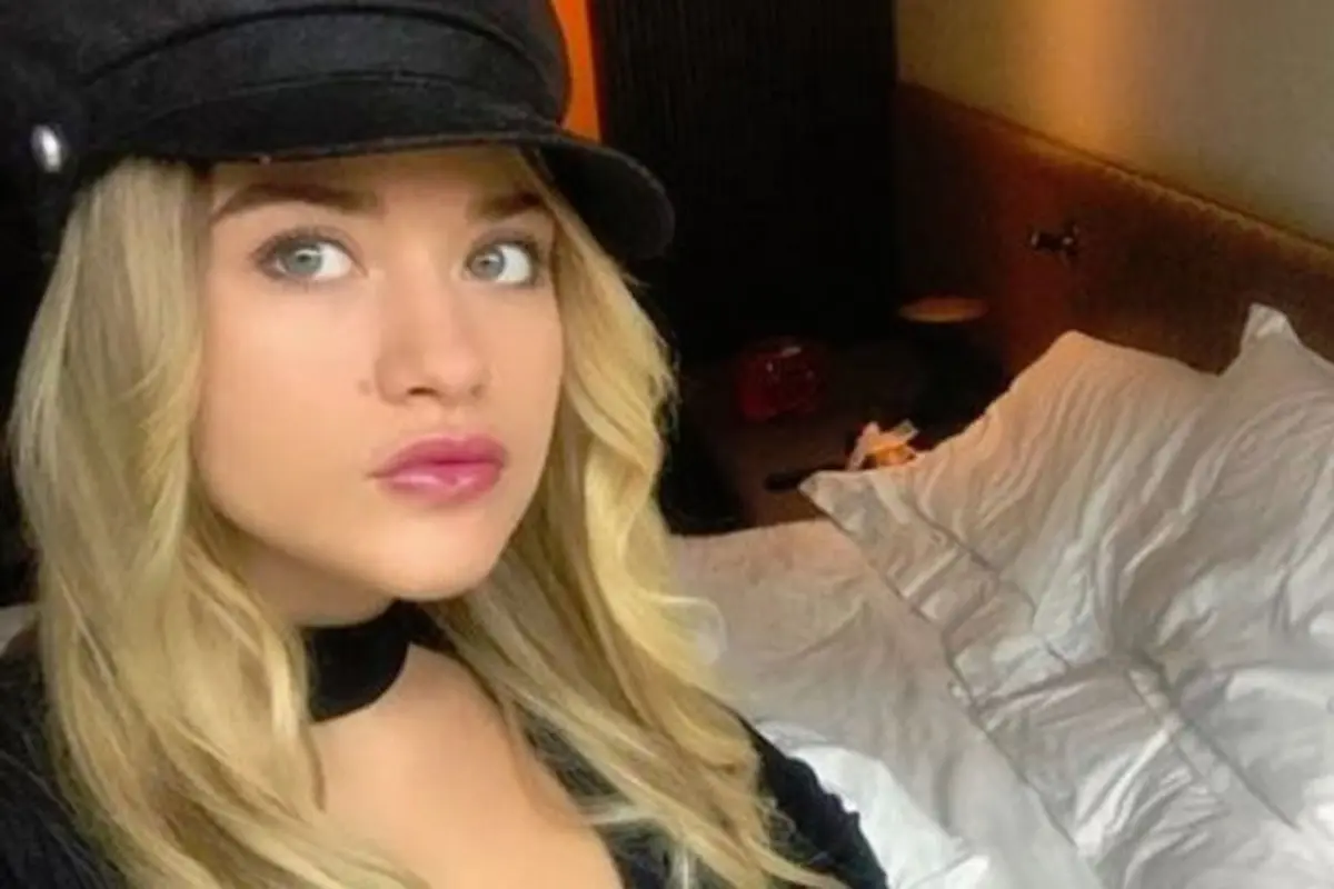 Aguero Dapat Pacar Baru, Model Seksi Sofia Calzetti