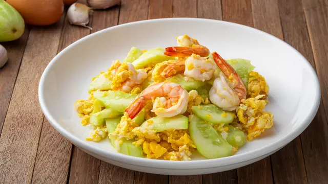 tumis mentimun telur udang