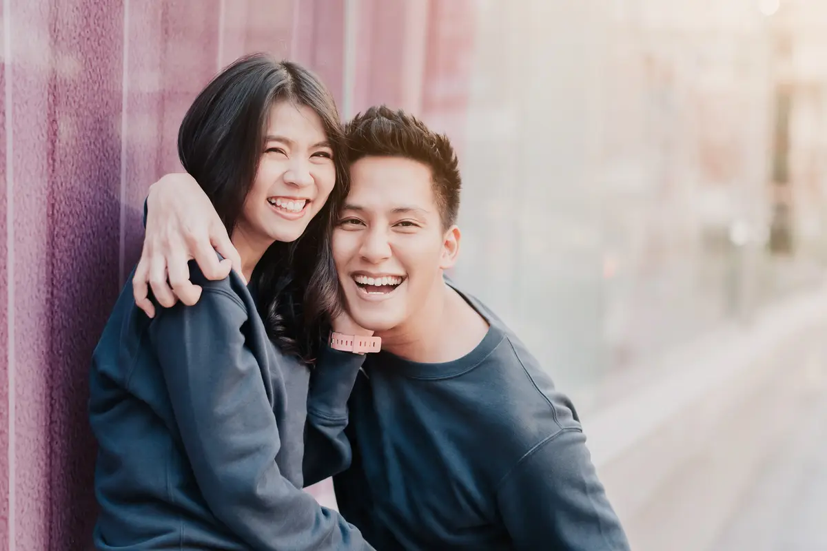 perempuan dan pasangan 20  juli