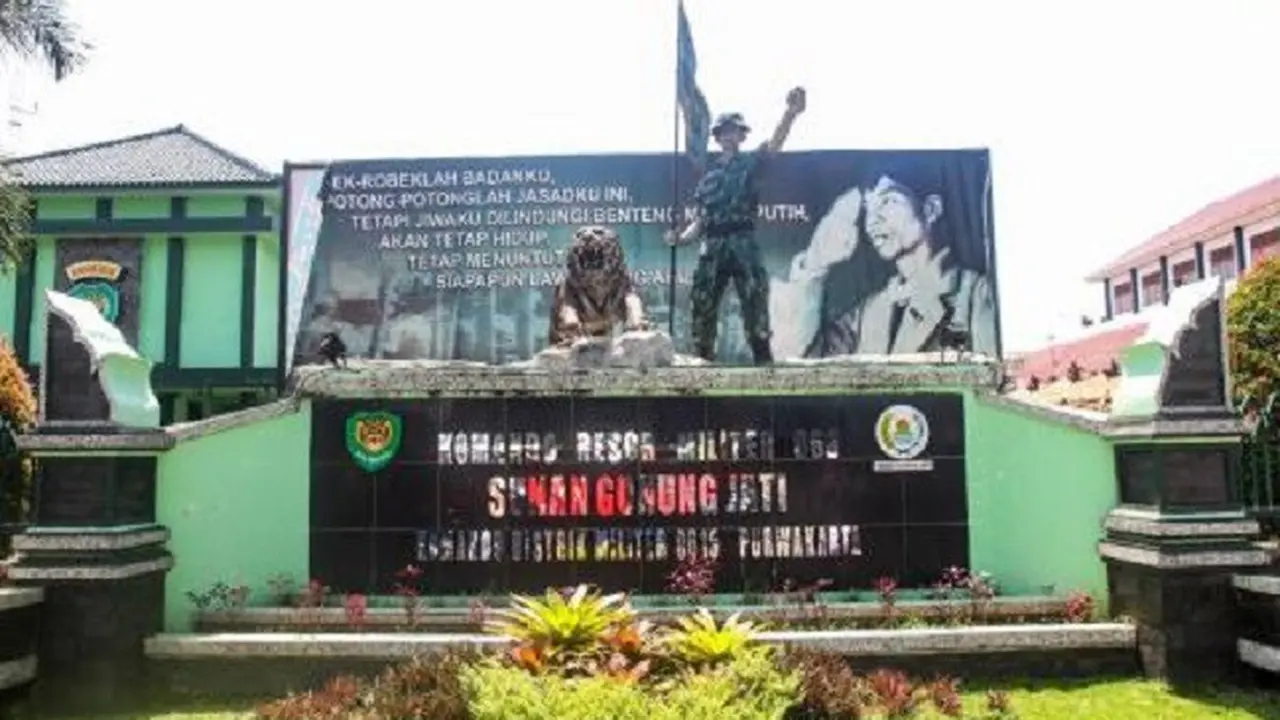 Macan Lucu Hilang, Julang Ngapak dan Harimau Garang Datang 