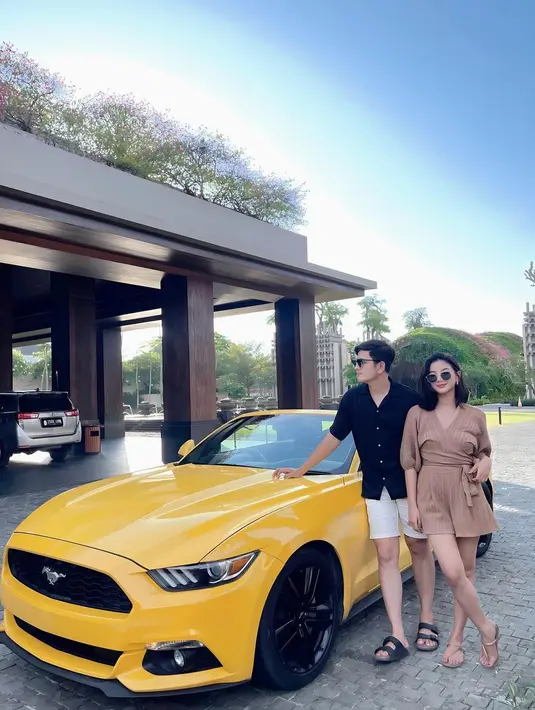 <p>[Fimela] Glenca Chysara dan Rendi John</p>